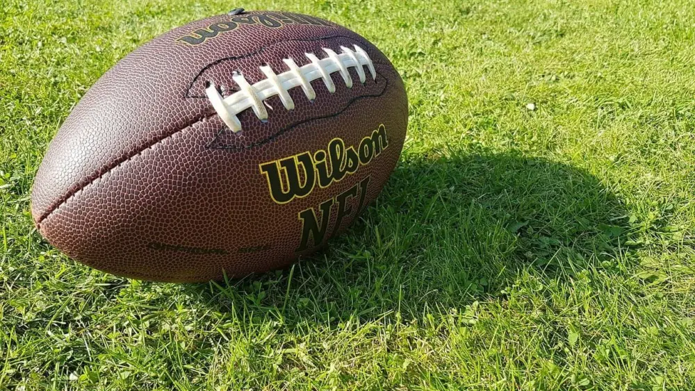 american-football-2940149_1280-jpg