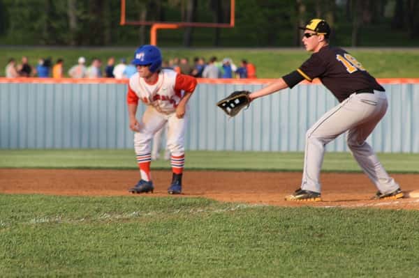 Chase Bright leading off on first base in the Marshals 2-0 win Thursday against Murray. Photo by Savana Smothers