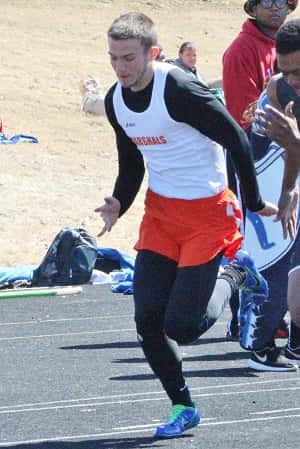 Nathan Solomon had a good meet at Murray taking 1st in the long jump and 400 meters and 2nd in the 200 meters.