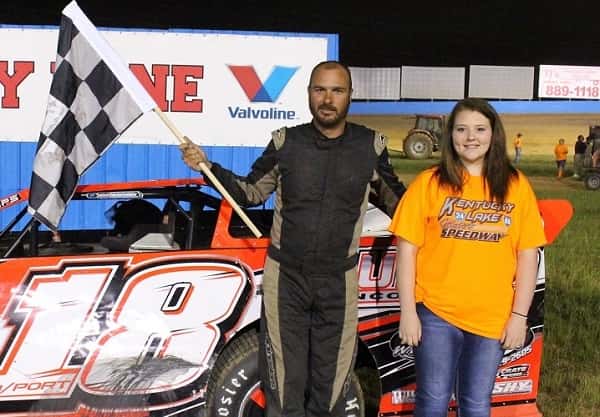 Tait Davenport won the 25-lap Crate Late Model feature Saturday at KLMS.
