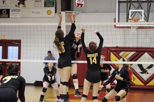 Christian Fellowship's Rebekah Muller lifted the Lady Eagles with her net play in their semi-final win over Murray.