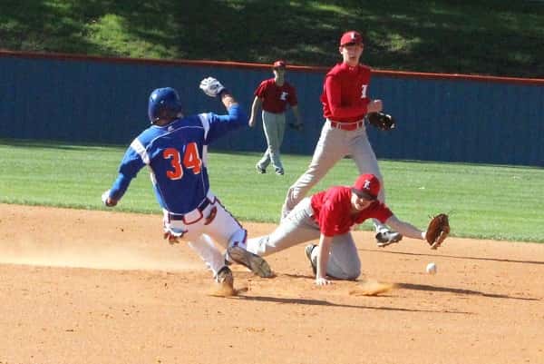 Justice Beal was safe at 2nd base in the Marshals Dreammaker Classic game against Livingston Central.