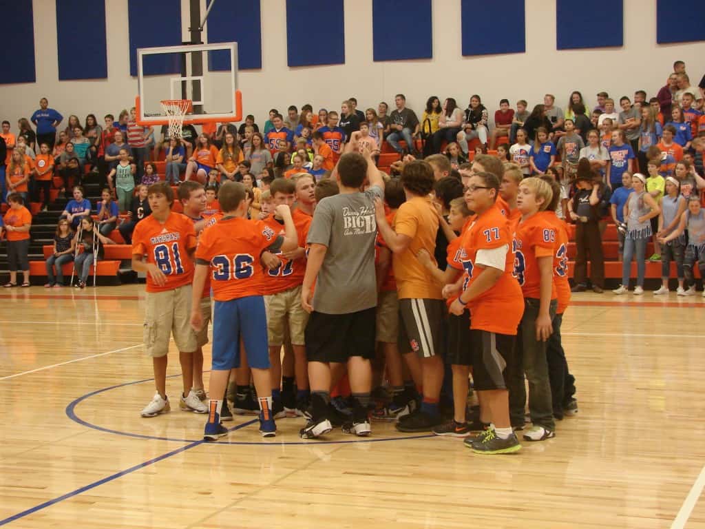 pep rally 2016 034