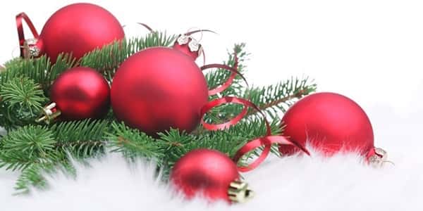 Red-Christmas-decorations