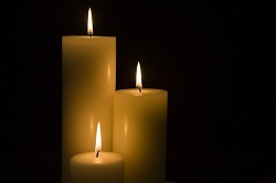 candles-in-the-dark