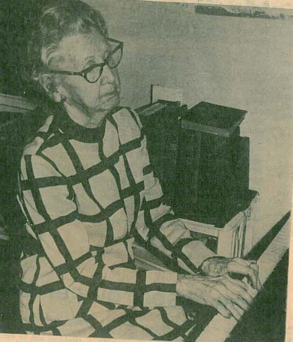 Lalah Lovett Ely 1