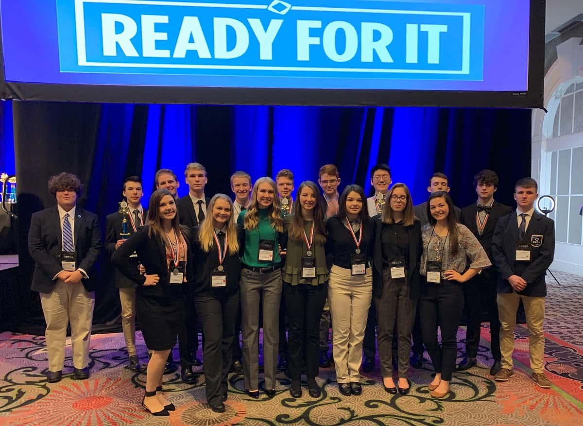 DECA members attend state conference | Marshall County Daily.com