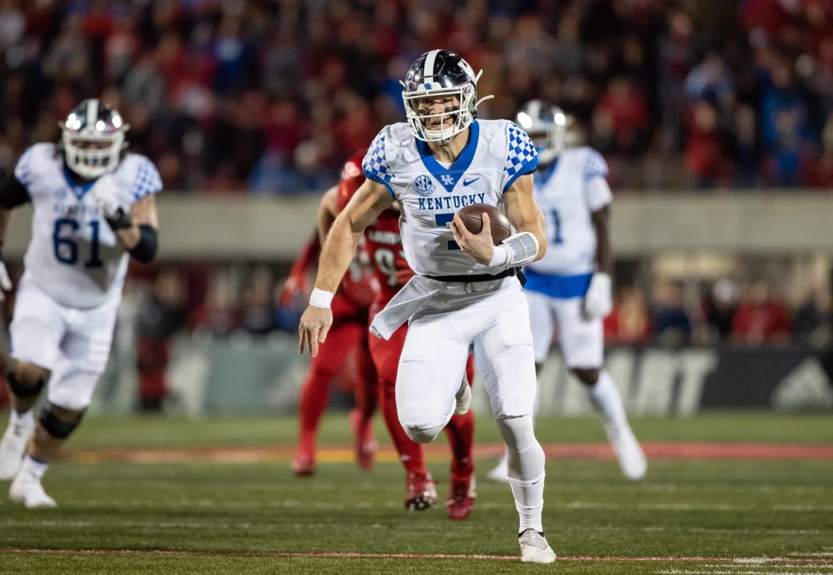 Kaiya Sheron impressing as Kentucky football backup QB