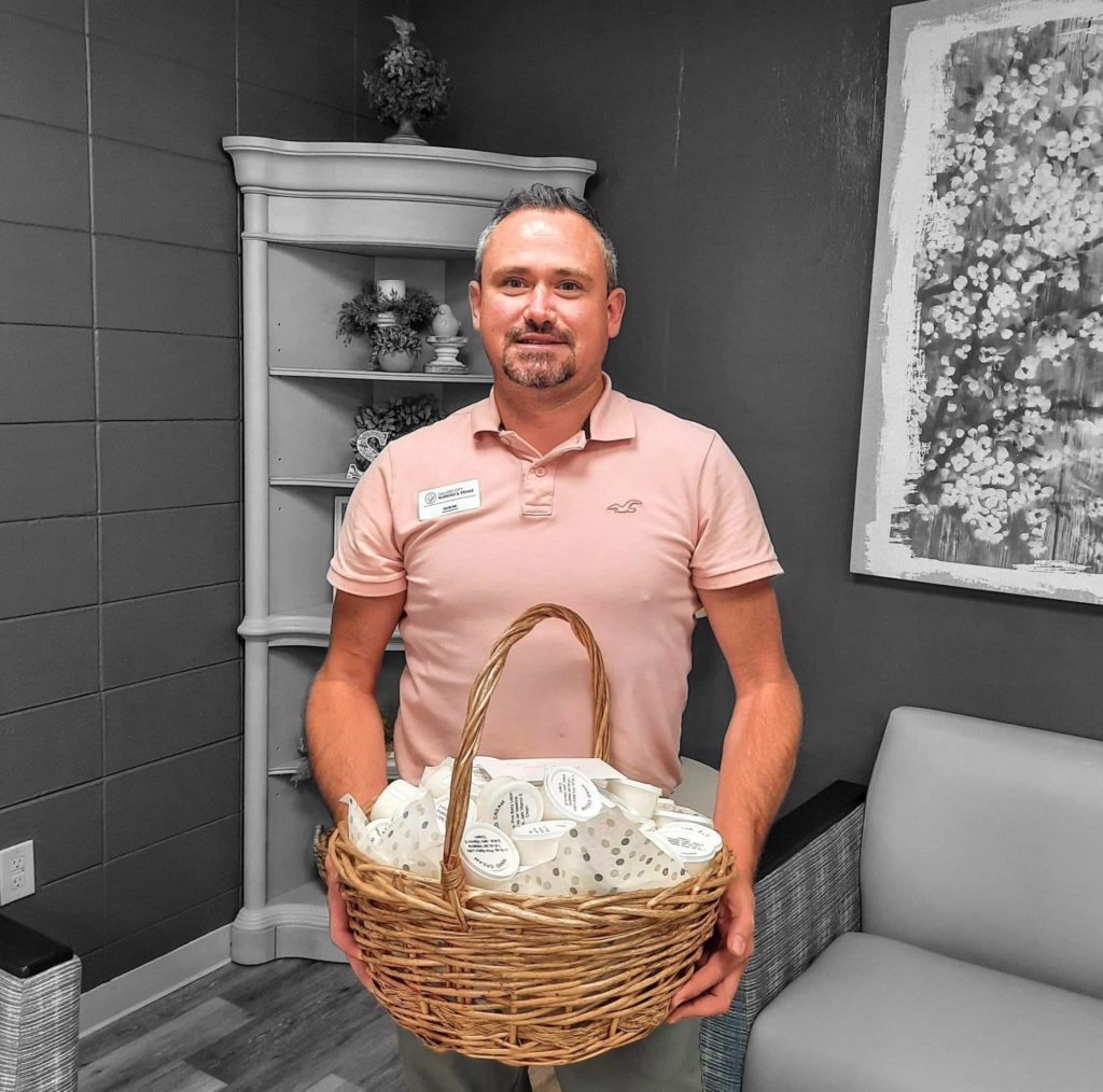 Sharpe Homemakers support Calvert City Convalescent Center with