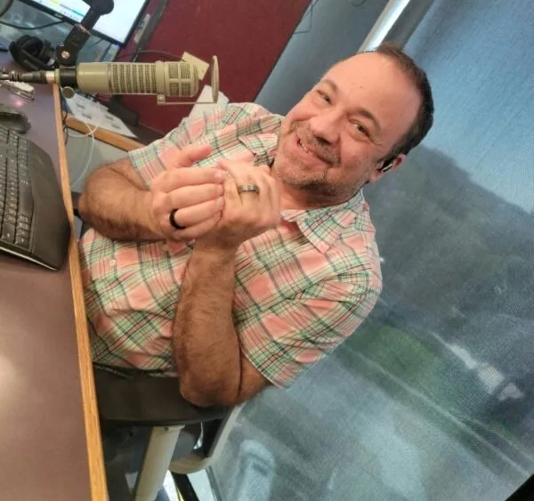 email_and_blog-blog-image-750x750-1-600x600963532-1