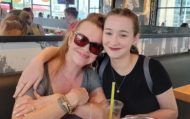 jodi-pheebs-pic-college-family-empty-nest600047