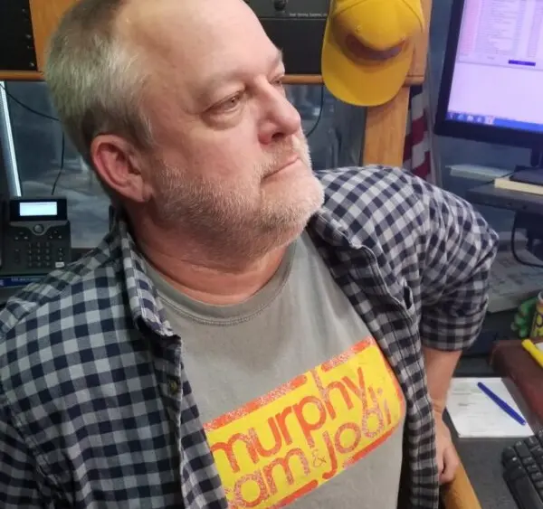 d9d68d4e1046fd52507d9a2d0bd62c4b71d05fa2270a5e215cb352364b65276c08e4f7cf76857f7d7edf56dc5e6090984dff7d45902f48d060f83e33898b203d-600x600454028-1