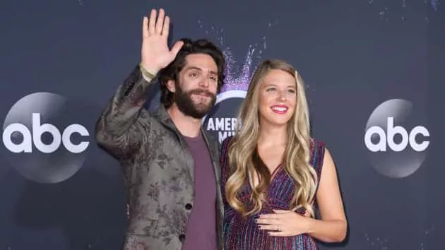 m_thomas_rhett_lauren_atkins_02122020