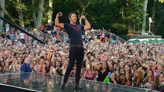 m_lukebryan201