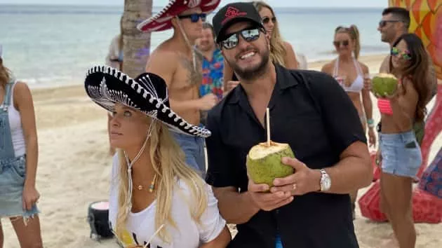 m_lukebryanonemargaritavideocaroline071520