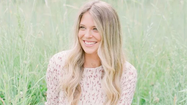 m_laurenakinspressimage630_07282020