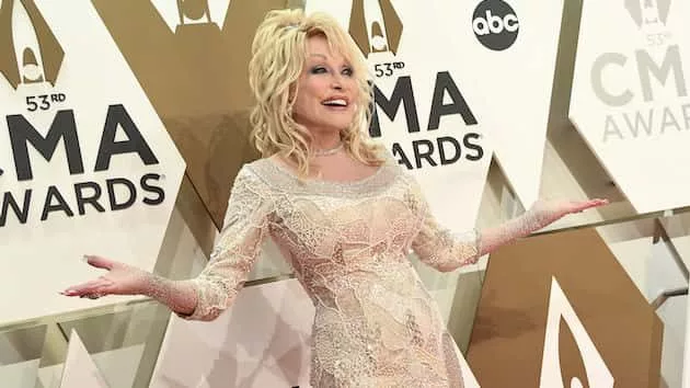 m_dollyparton-1