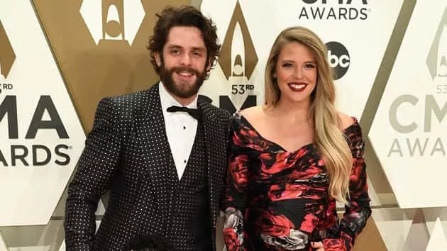 m_thomasrhettlaurenakins630_08182020