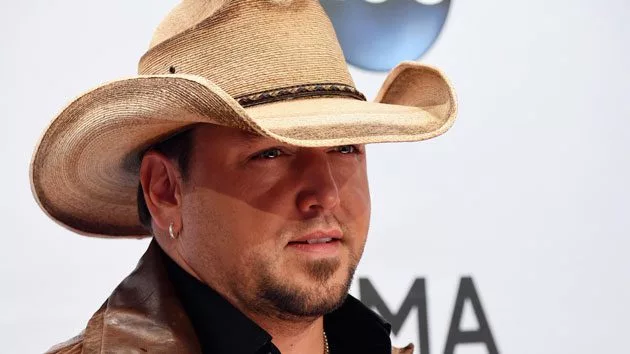 m_jasonaldean2014cmaawards_08242020