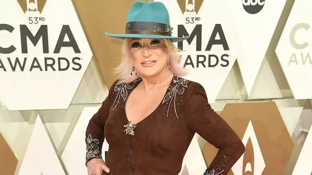 m_tanyatuckercmaawards2019-4