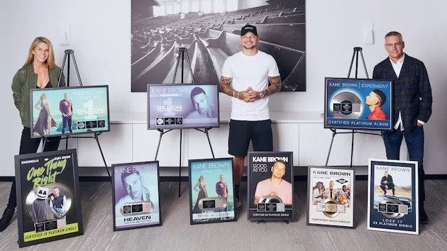 m_kanebrown-2
