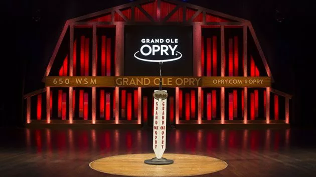 m_grandoleopry_10122020