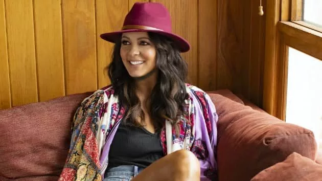 m_saraevanslowfieldshot102520