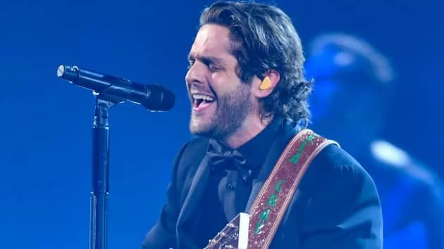 m_thomasrhettcmaperf111320