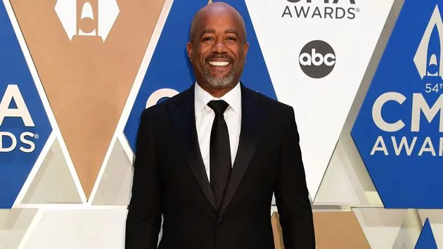 m-dariusruckercmaawards_11302020