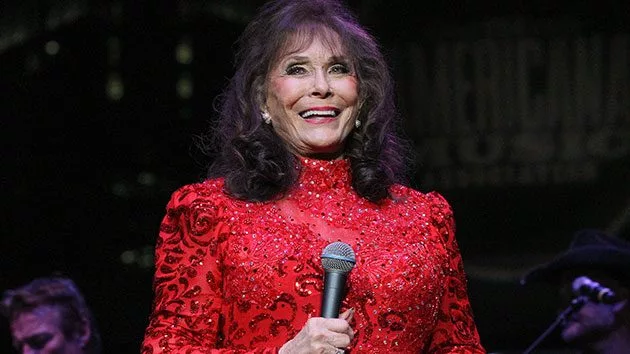 getty_lorettalynn_011821