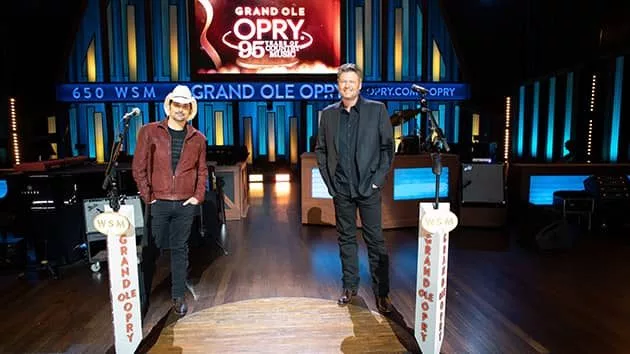 m_blakesheltonbradpaisleyopry_01192021