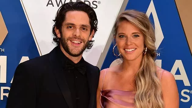 m_thomasrhettlaurenakins_01272021