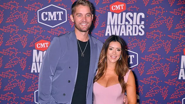 getty_brettyoung_080221