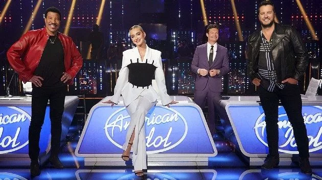 m_americanidol20thseasonannouncement_080321