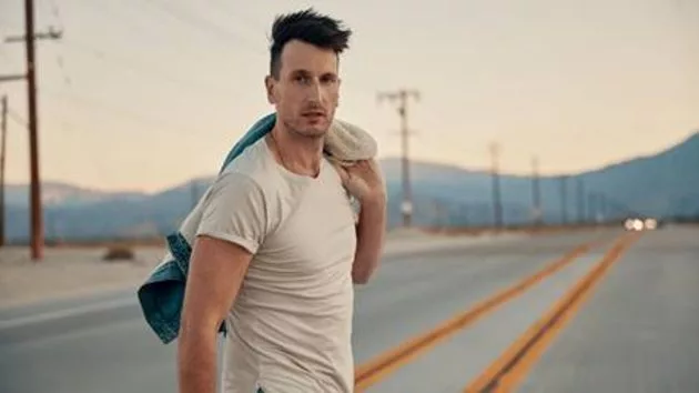 m_russelldickersonbyspencercombs080921