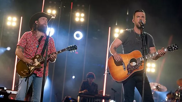 m_brothersosbornecmasummerjam_08232021