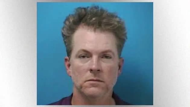 m_joedonrooneymugshot091021