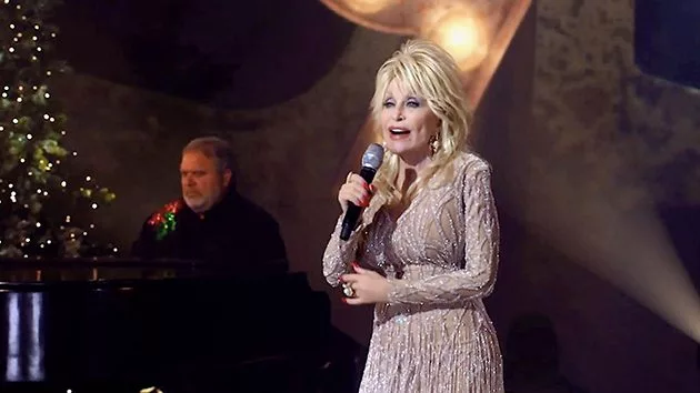 getty_dollyparton_09132021