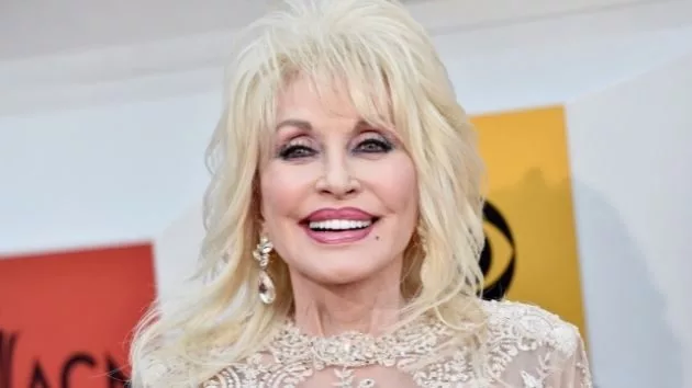 getty_dollyparton_092921