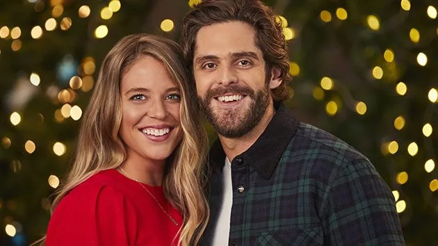getty_laurenakinsthomasrhett_093021