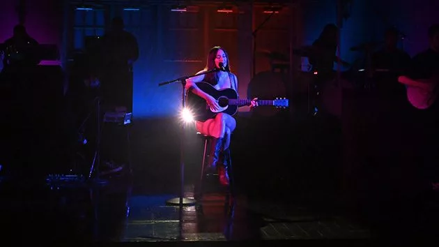 m_kaceymusgravessnl_10042021