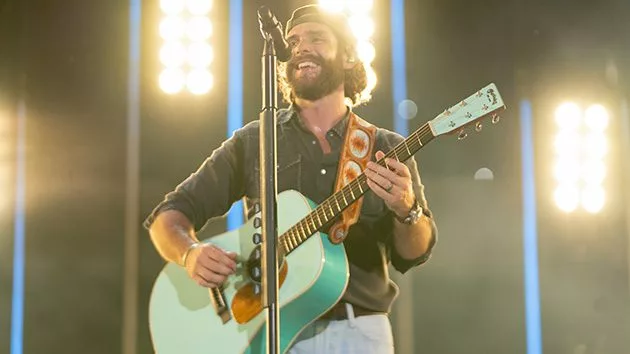 m_thomasrhettcmasummerjam_09282021-2