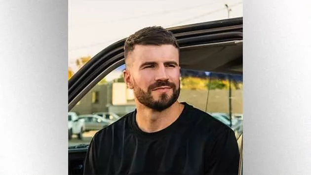 m_samhuntpressimage_11162021