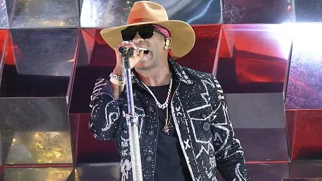 m_jimmieallencmaawards_12062021-2