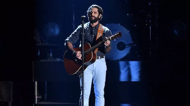 m_thomasrhett-11-2