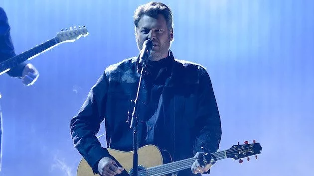 m_blakeshelton-9-2