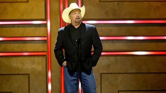 getty_garthbrooks_09202022