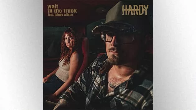 m_hardywaitinthetruck_10252022