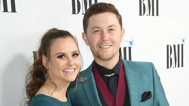 getty_scotty_mccreery_gabi_dugal_10252022