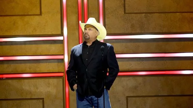 garth2822928129